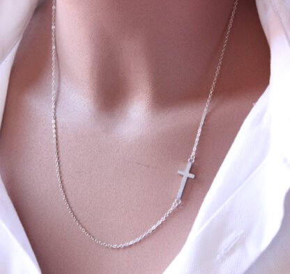 collier croix argenté