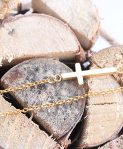 collier croix doré bijoux createur