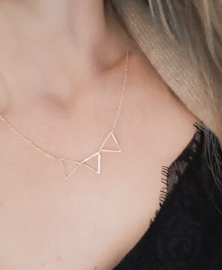 Collier 3 triangles