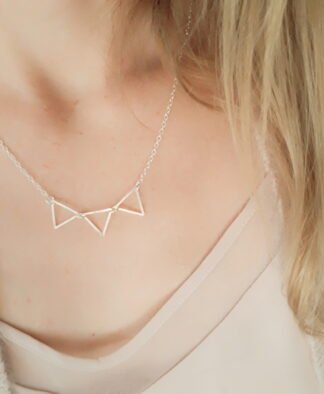 Collier 3 triangles argent