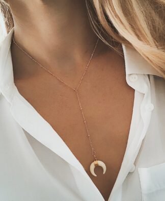 collier tendance corne