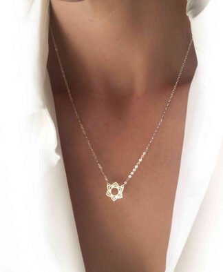 Collier tendance 2021- fleur argent