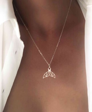 collier tendance 2022- baleine argent