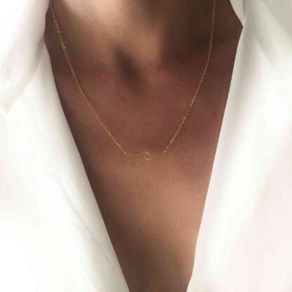 collier tendance 2021- vague