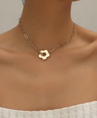 Collier ras de cou fleur