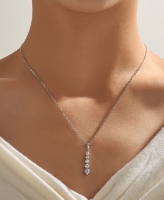 Collier fantaisie strass