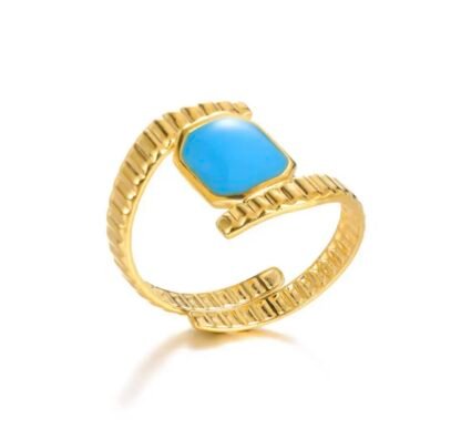 Bague pierre bleue tendance 2024