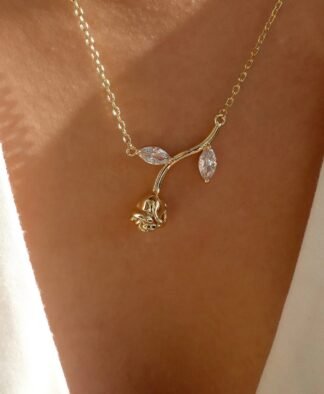 Collier a moins de 10 euros- fleur