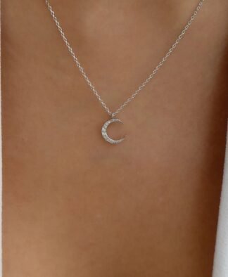 Collier a moins de 10 euros- pendentif lune strass